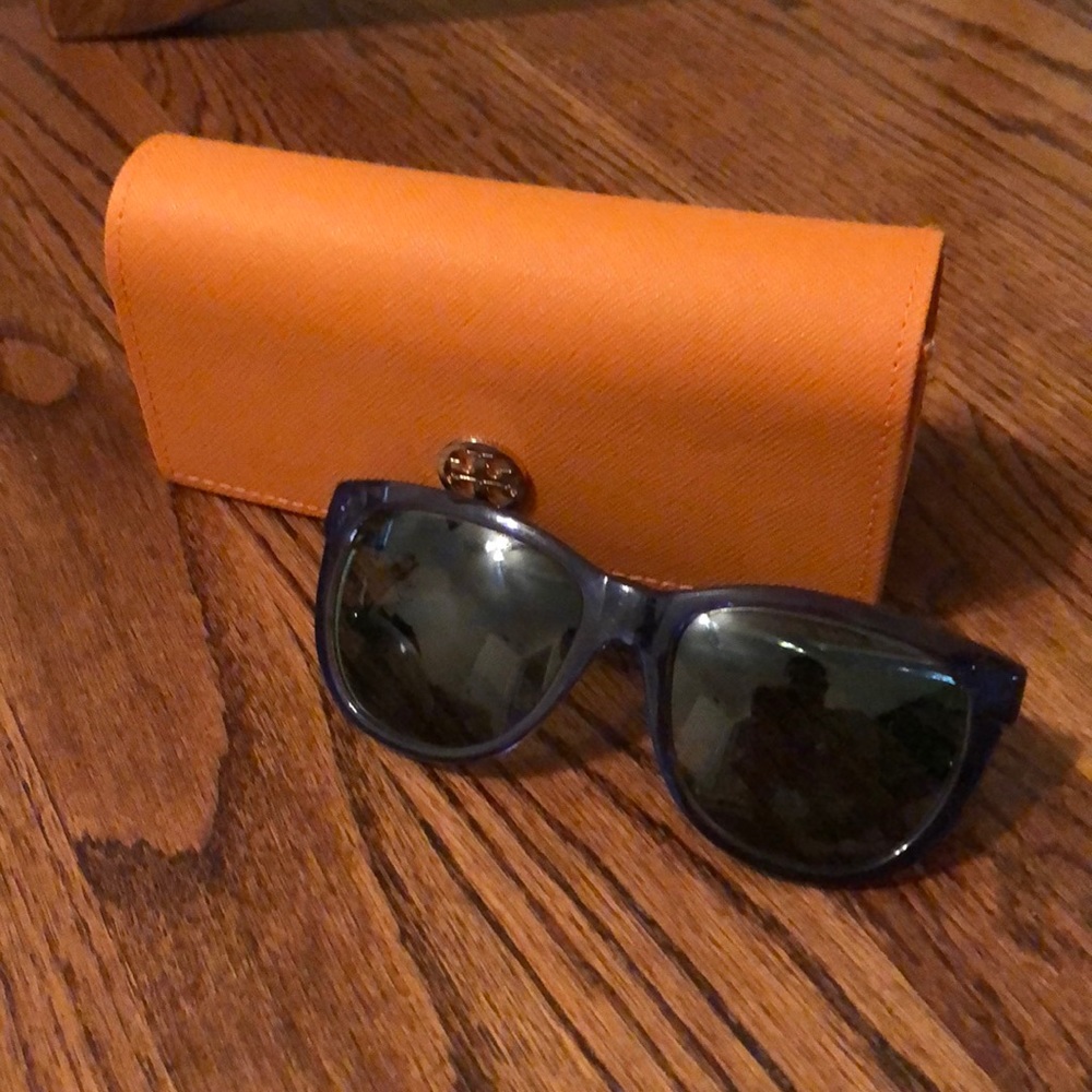 Tory Burch sunglasses - Picture 1 of 7
